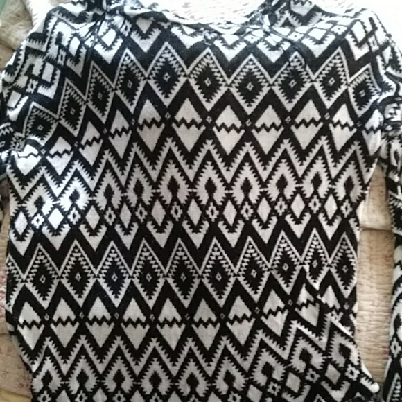 Womens sweater - Picture 1 of 1